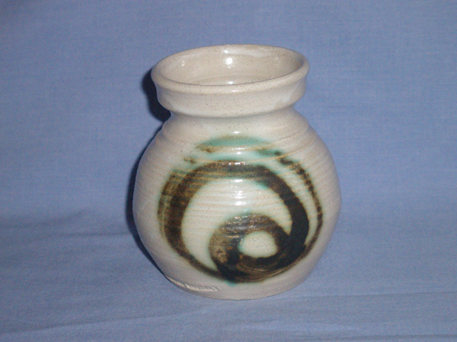 Gerry Lyon Scottish Moffat Pottery Vase