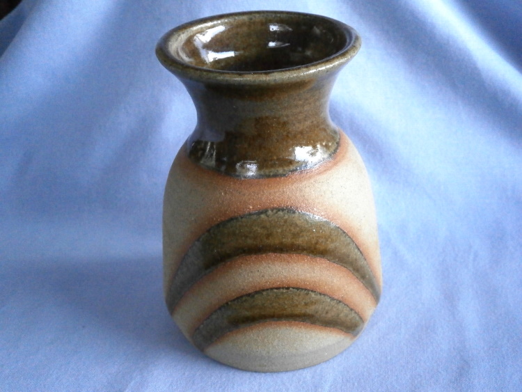 Cornish Porthleven Studio Pottery Vase - Graham Fern